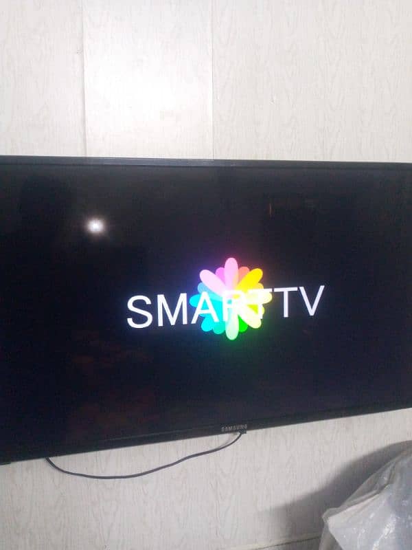 40" Samsung Android tv 2