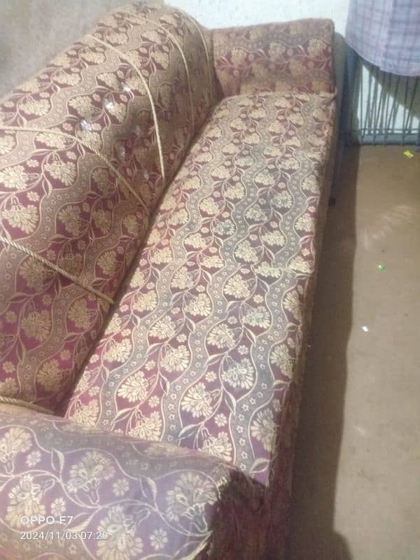 1 seater, 3 seater sofa 3