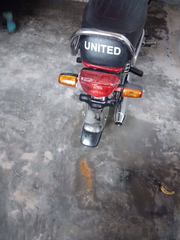 United bike lush condition Apf urgent for sale 2