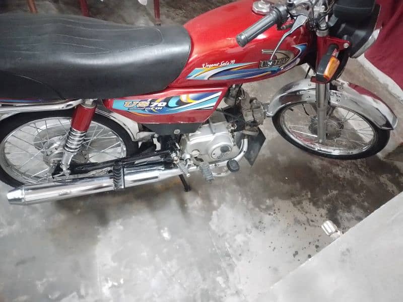 United bike lush condition Apf urgent for sale 3