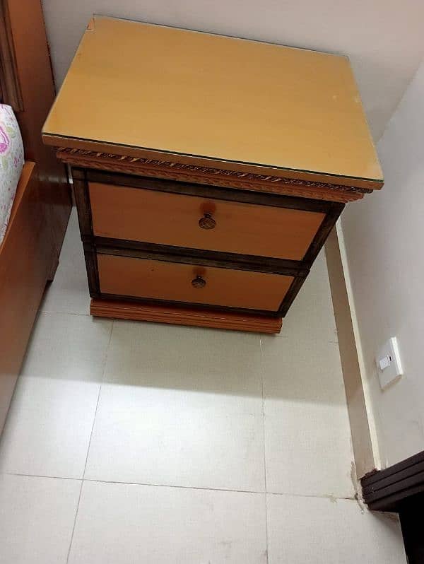 3 piece furniture with mattress and trolly 0