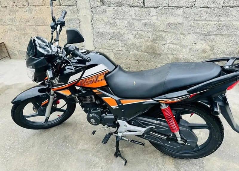 Honda CB 150 2023 model islamabad registered 7