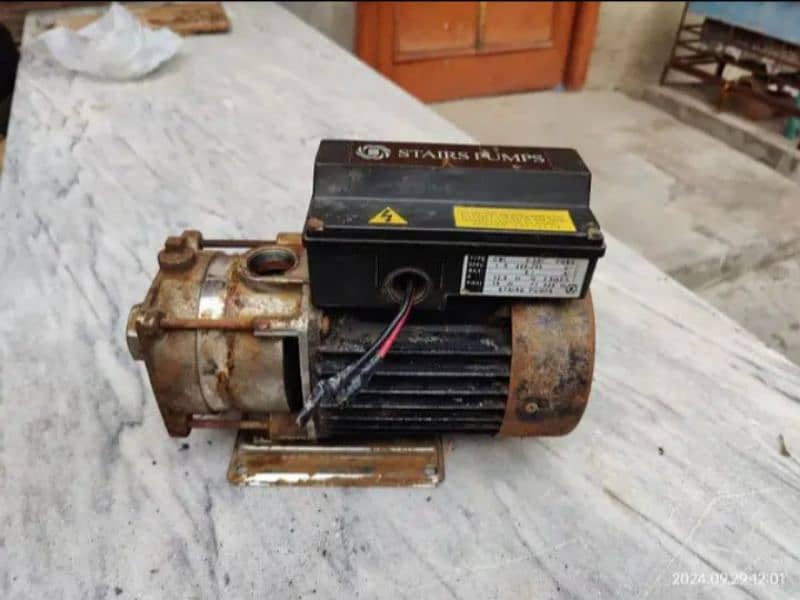 water pump single face 220v original condition 5