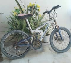 Imported Apollo Children's Mountain Bike 8-14 Years,