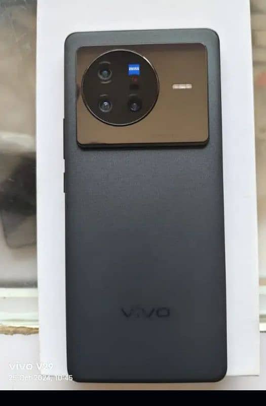 vivo X80 Just like new with Box 1