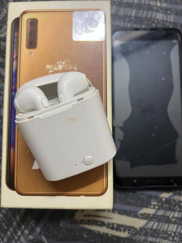 Samsung A7(2018) + Airpods 3