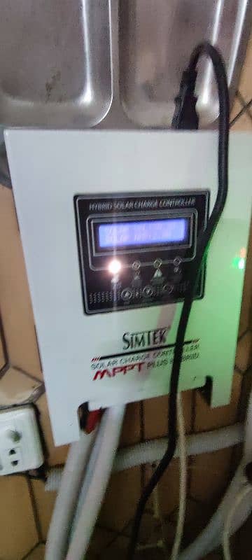 MPPT SIMTEK SOLAR CHARGE CONTROLLER 60 ampre 0