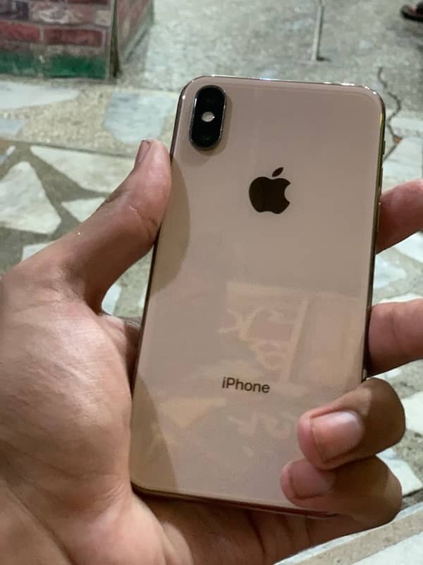 iphone xs 1