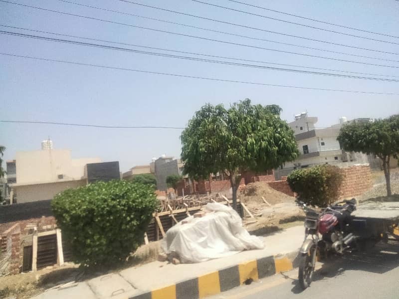 5 Marla Plot Available For sale In Hurraira block Bismillah housing scheme Lahore 2