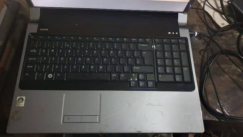 core i3 4th generation and dell laptop 7