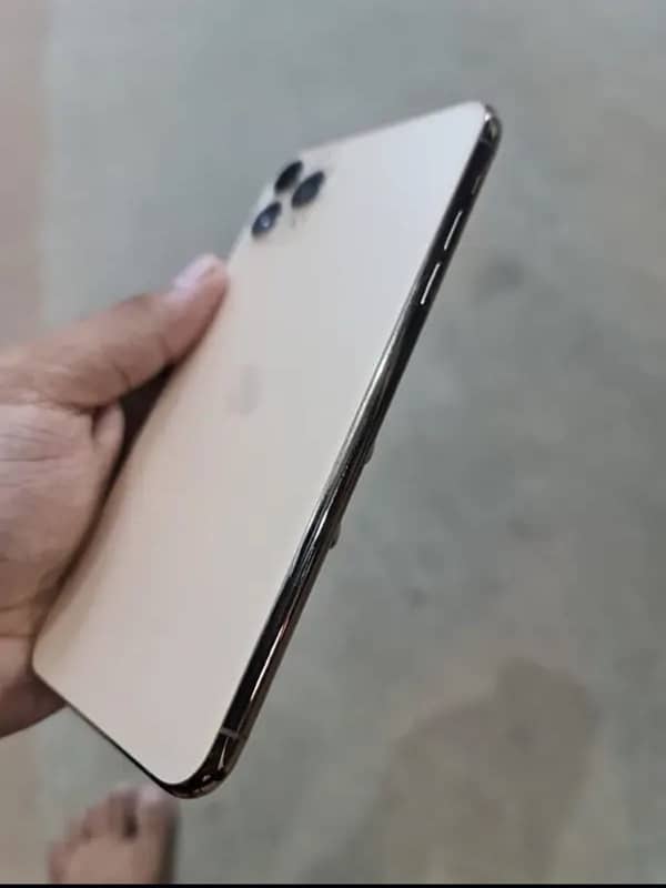 Iphone 11 pro max 256gb Factory Unlock 3