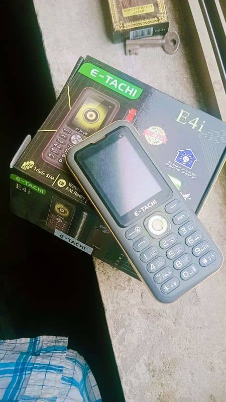 Etachi Compny Botton Wala Mobile 2 sim and memory card  For Sale 1