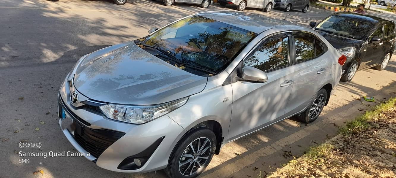 Toyota Yaris 2023 1.3 Ative 2023 Model Silver 0