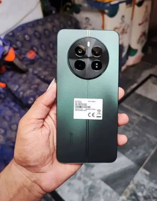 realme12 8+4/256 03271779698 2