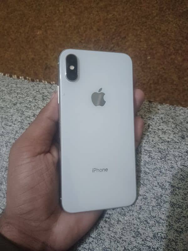 Iphone x white colour. 4