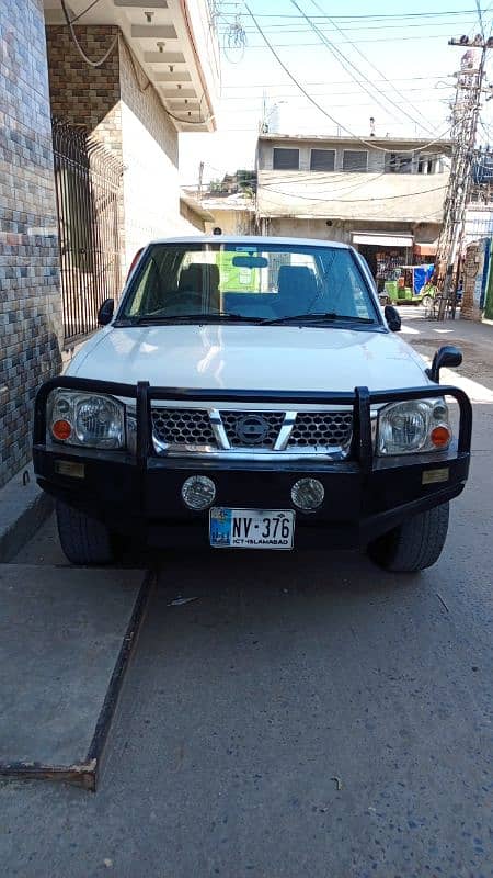 Nissan Navara 2008 8