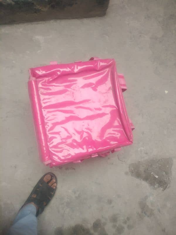 foodpanda  bag like new 1