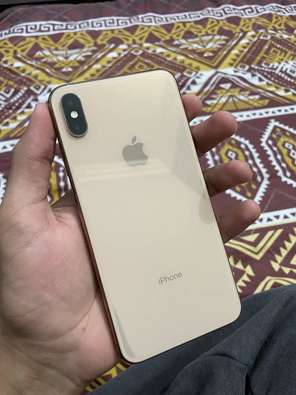 IPhone XS Max 64gb factory unlocked with box Non pta 12