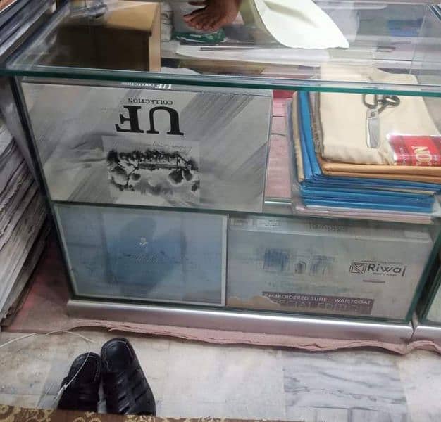 Glass Counter for sale 1