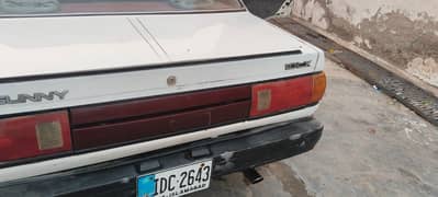 Nissan Sunny 1989