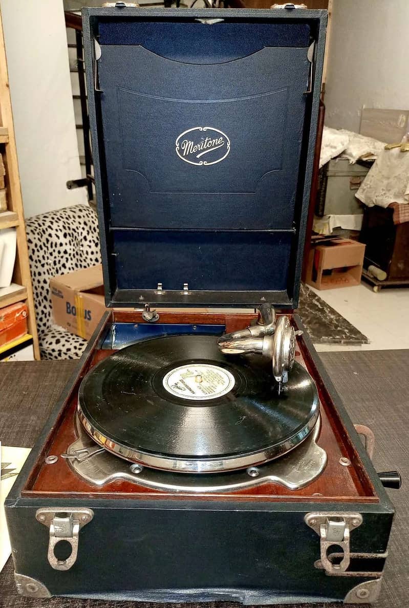 Gramophone Imported from UK. All Original Parts 0