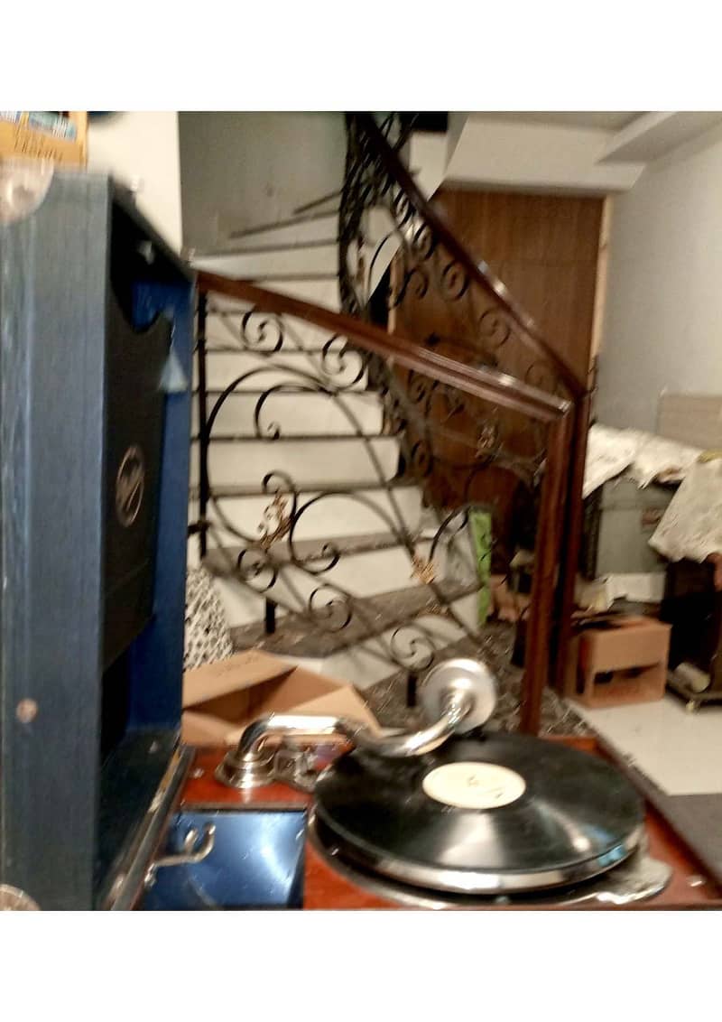 Gramophone Imported from UK. All Original Parts 6