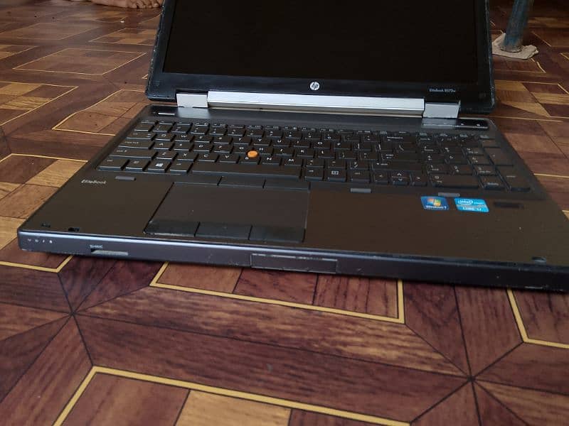 Hp EliteBook 8570w core i7 3rd gen  Quad Core 3