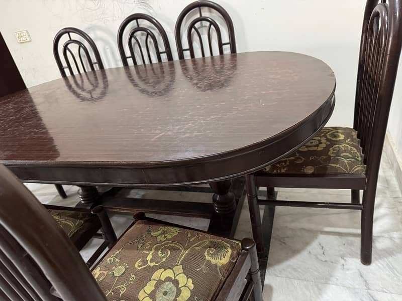 Dining Table with 8 chairs 2