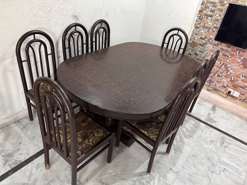 Dining Table with 8 chairs 3