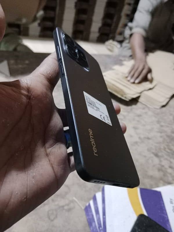 Realme c53 6/128 1