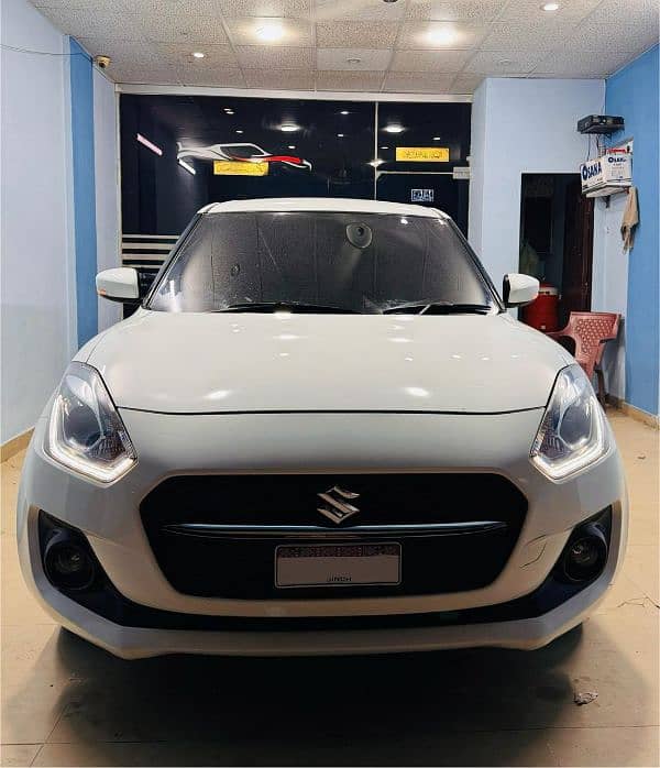 Suzuki Swift GLX CVT 2022 Full Original 1