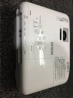 Epson Eb-X05