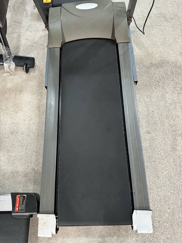 Running Treadmils Cycles Ellipticals Electric Machines 12