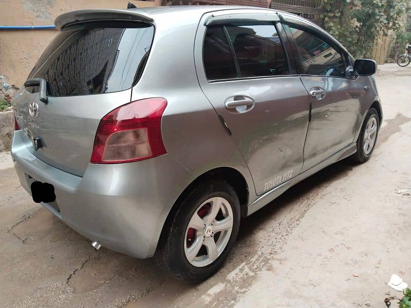 Toyota Vitz 2006 4