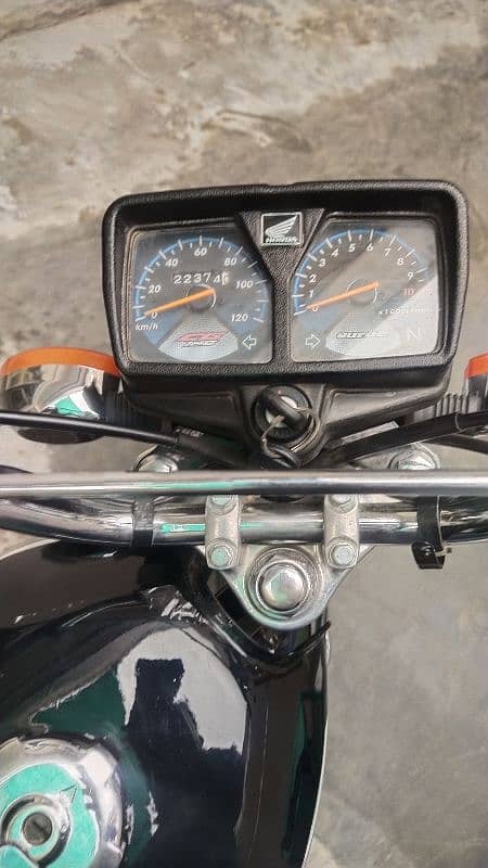 Honda Cg125 22/23 1