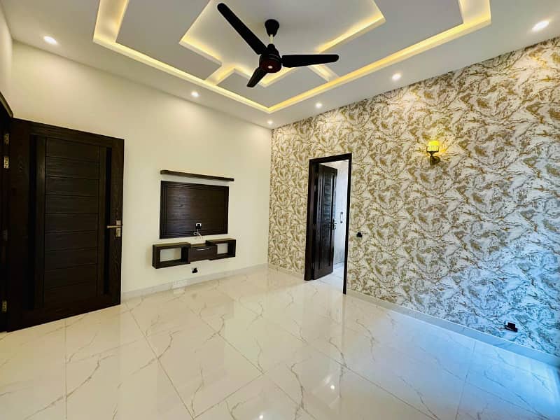 10 Marla Ultra Modern House For Sale Opposite DHA PHASE 5 8