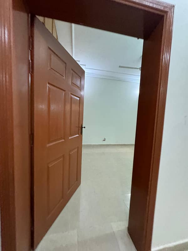 Used House Gas Meter Install 30 X 60 Owner Built House For Sale In G-13 Islamabad 5