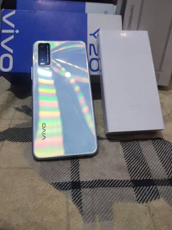 vivo y20 with mi pover Bank 1