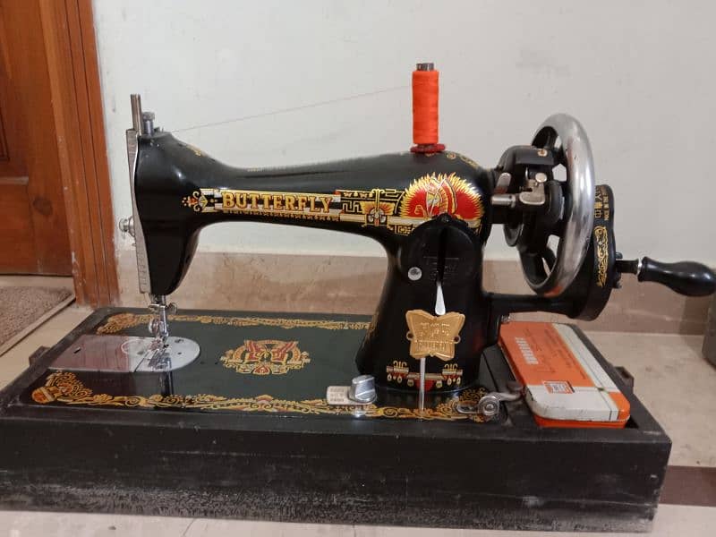 BUTTERFLY SEWING MACHINE 0