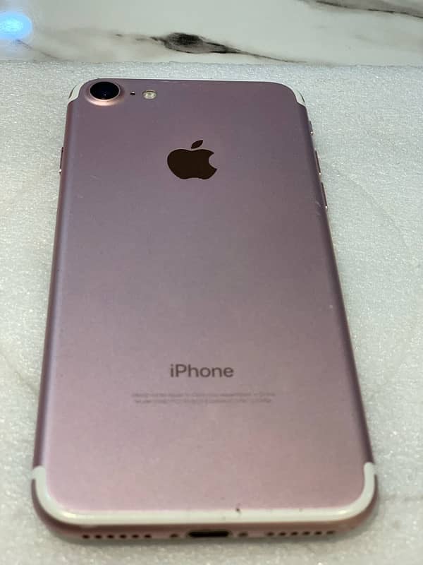 iphone 7 PTA Aprvd 128GB 0