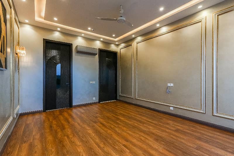 1 Kanal House Available For Rent In DHA Phase-4 Block- CC 9