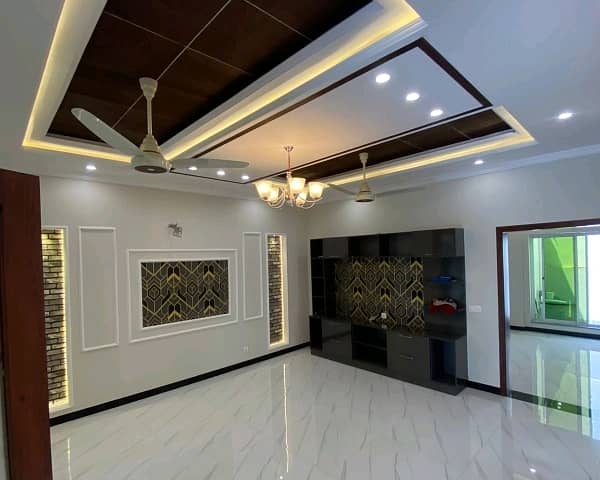 A Well Designed House Is Up For sale In An Ideal Location In State Life Housing Society 5