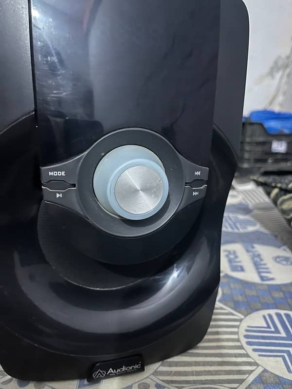 audionic mega 60 speakers 2