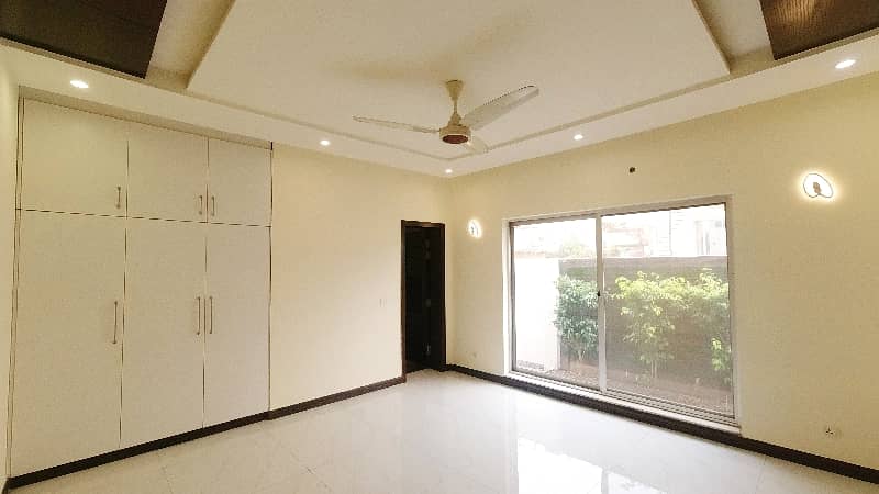 Ready To sale A House 1 Kanal In State Life Phase 1 - Block B Lahore 18