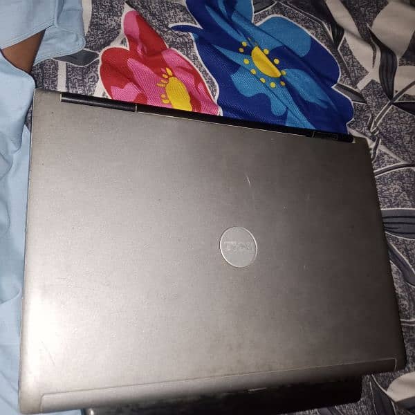 Dell laptop for sell 1