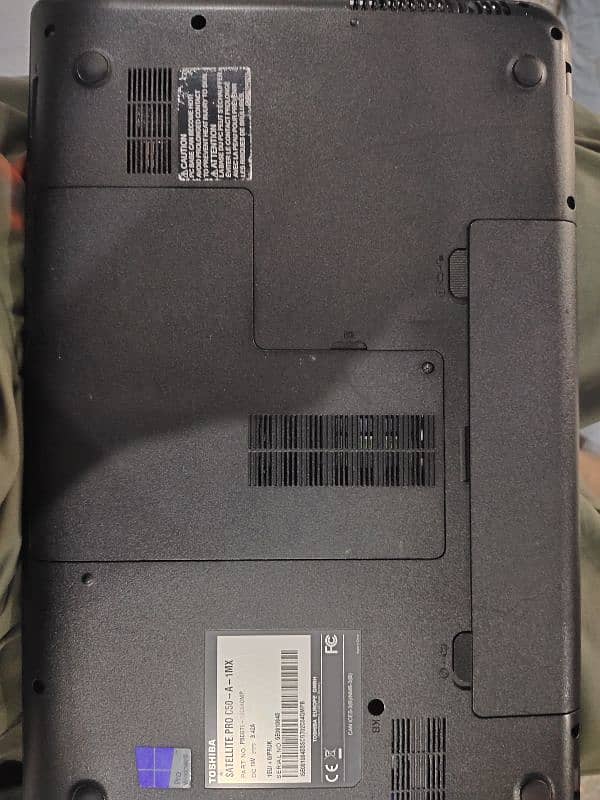 Toshiba Satellite Pro C50 Core i3 3rd Generation 4