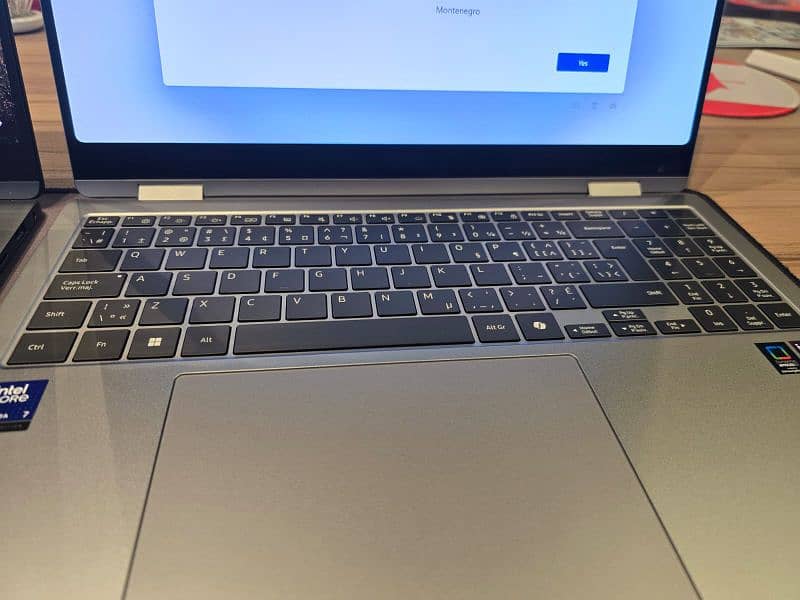 Samsung Galaxy Book 5 Pro 0