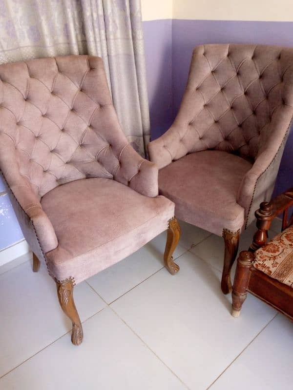 2 chairs available With two pillow 0