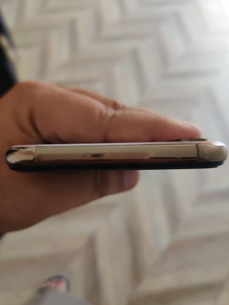 Iphone XS Max 256-GB (Non PTA) Panel Changed 2