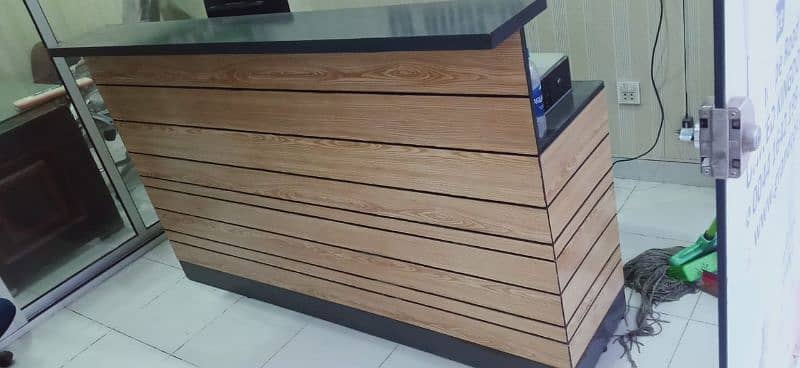 wooden counter 0